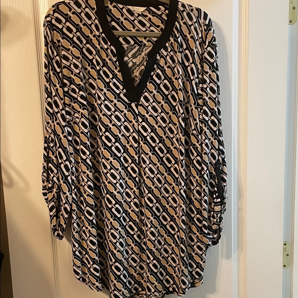 Elegant Black and Cream Women's Tunic Blouse